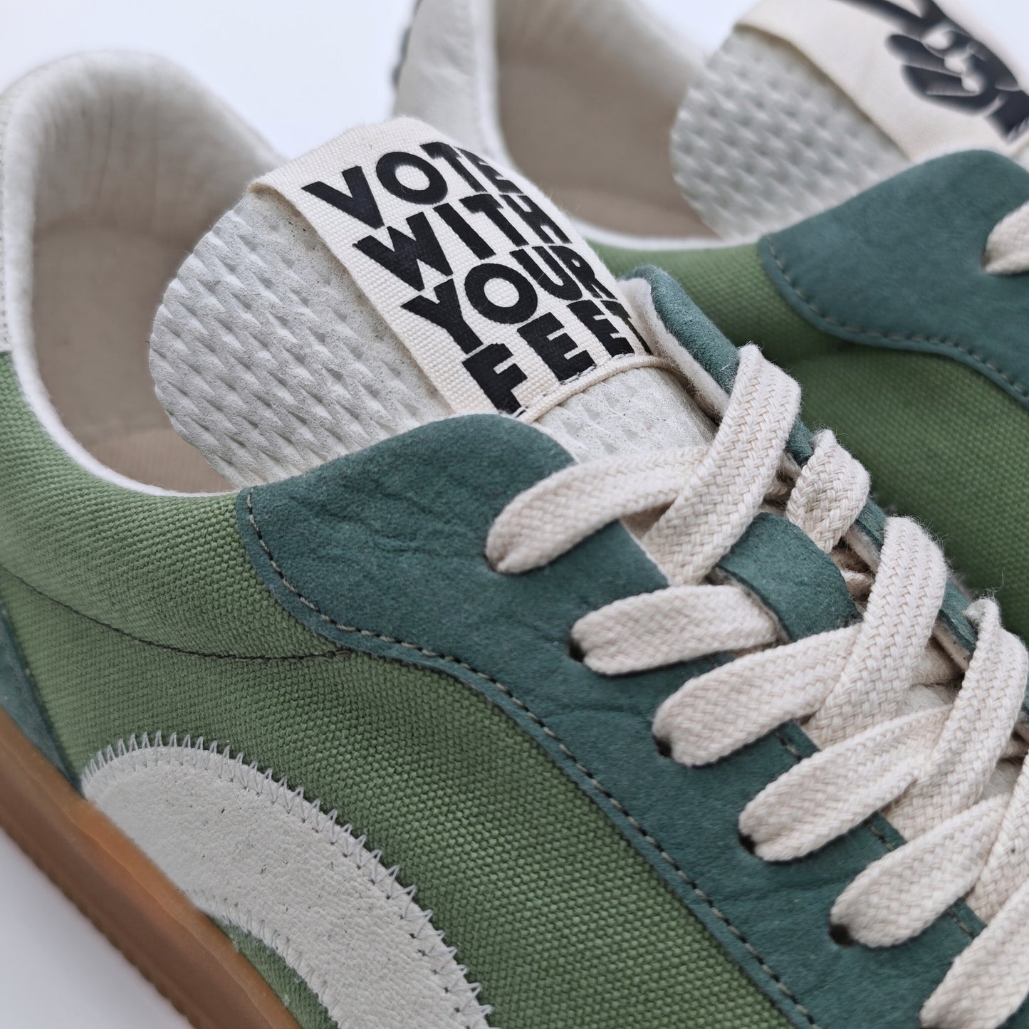 THE ‘269’ TREE HUGGER